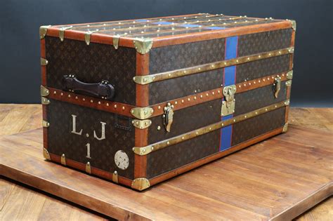 1923 louis vuitton trunk|Louis Vuitton vintage trunk.